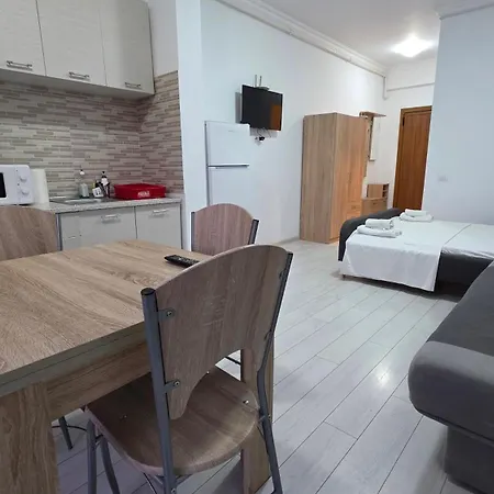 Nouvelle - By The Apartamento Mamaia