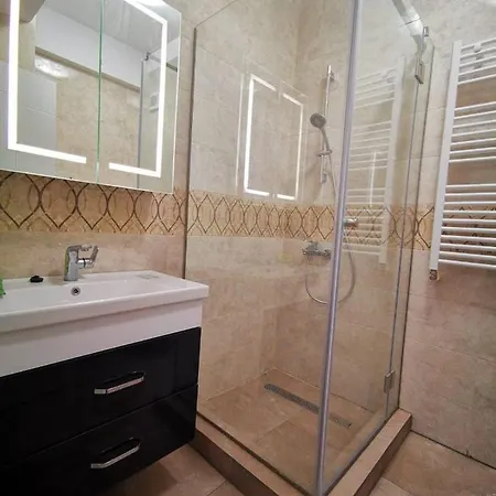 Paradis - By The Appartement