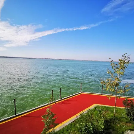 Paradis - By The Appartement *