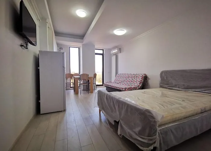 Paradis - By The Apartment Mamaia