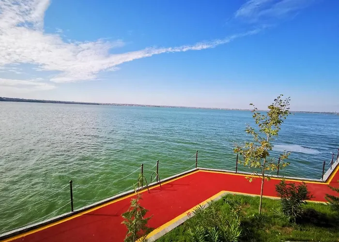 Paradis - By The Apartment *